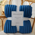 Plaid nervuré ultra-doux coloris Bleu Roi